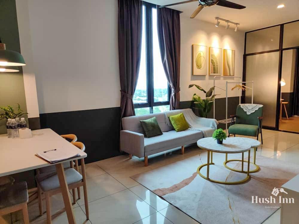 Hush Inn At Itcc Manhattan Suites コタキナバル エクステリア 写真